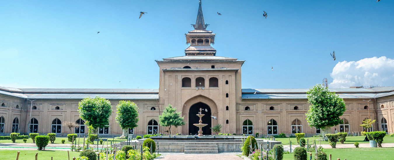 Jasmia Masjid, Srinagar